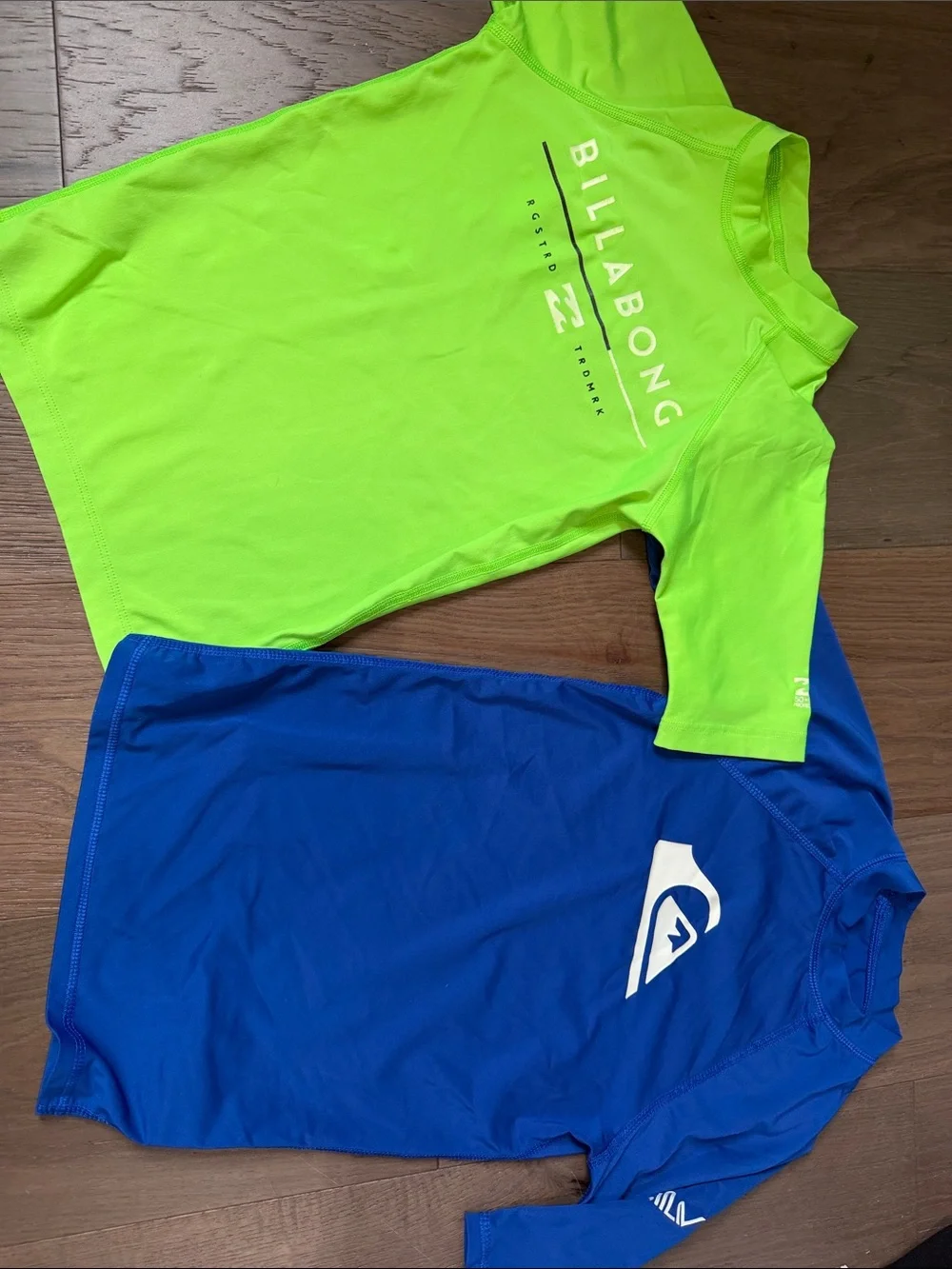 Billabong Neon Green and Royal Blue Short-Sleeve Rash Guard Set